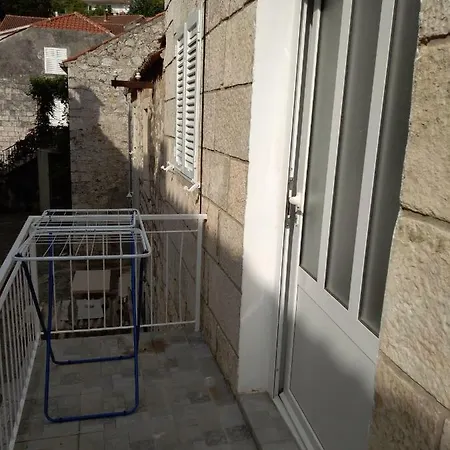 Lovro & Roko Apartman *